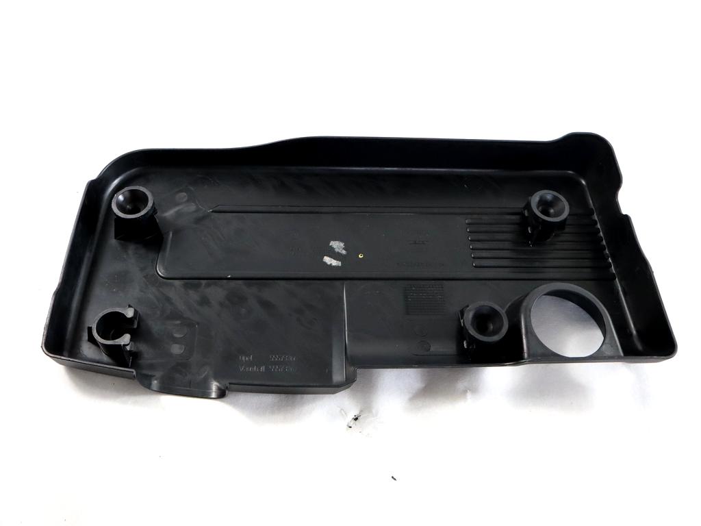 55573266 RIVESTIMENTO COVER COPRI MOTORE OPEL ASTRA H SW 1.7 D 81KW 6M 5P (2010) RICAMBIO USATO