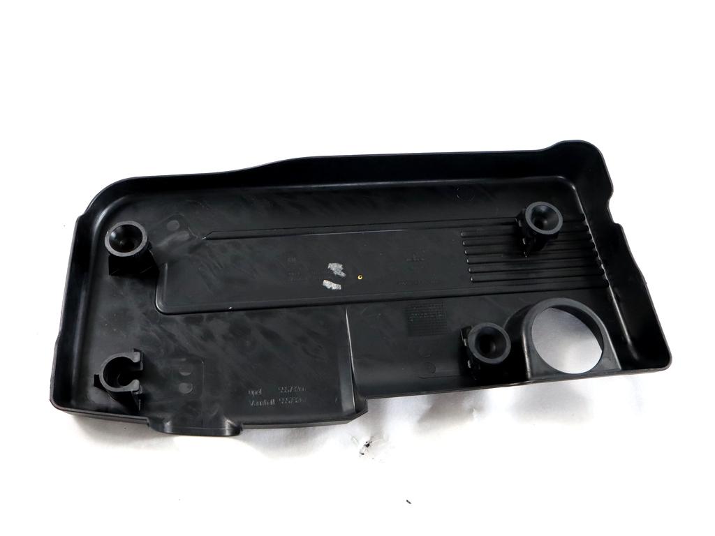 55573266 RIVESTIMENTO COVER COPRI MOTORE OPEL ASTRA H SW 1.7 D 81KW 6M 5P (2010) RICAMBIO USATO