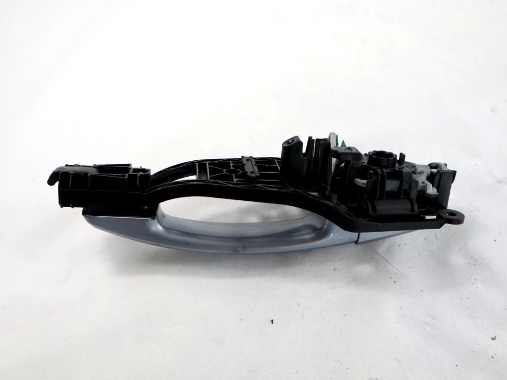 13142770 MANIGLIA ESTERNA PORTA ANTERIORE DESTRA OPEL ASTRA H SW 1.7 D 81KW 6M 5P (2010) RICAMBIO USATO