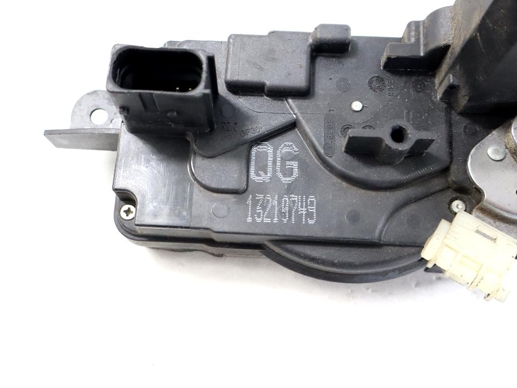 13210749 CHIUSURA SERRATURA PORTA ANTERIORE DESTRA OPEL ASTRA H SW 1.7 D 81KW 6M 5P (2010) RICAMBIO USATO