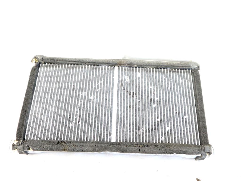 420898037A TERMOSCAMBIATORE RISCALDAMENTO AUDI A6 SW 3.0 D 4X4 171KW AUT 5P (2007) RICAMBIO USATO