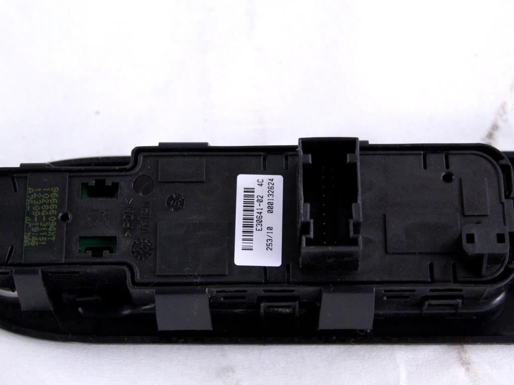 6554QC COMANDO INTERRUTTORE ALZA-VETRO ALZA-CRISTALLO PORTA ANTERIORE SINISTRA PEUGEOT 207 CC 1.6 B 88KW 6M 2P (2010) RICAMBIO USATO USURATO