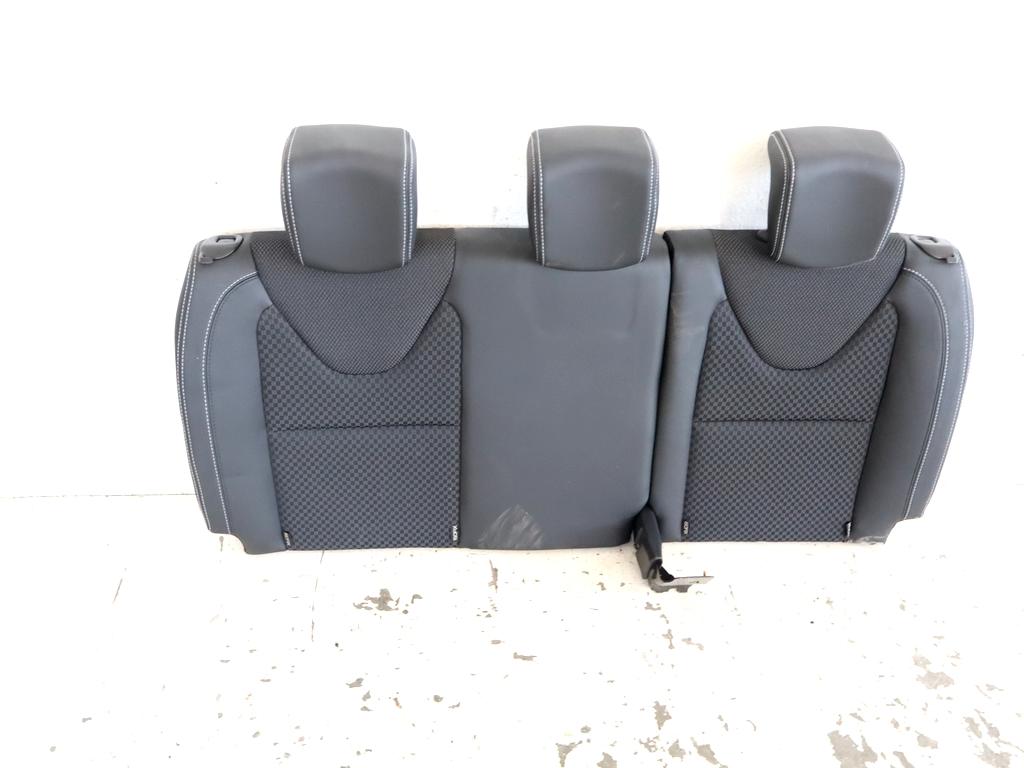 886010473R SCHIENALE SEDILI POSTERIORI IN PELLE E TESSUTO RENAULT CLIO 0.9 B 56KW 5M 5P (2019) RICAMBIO USATO 886010473R