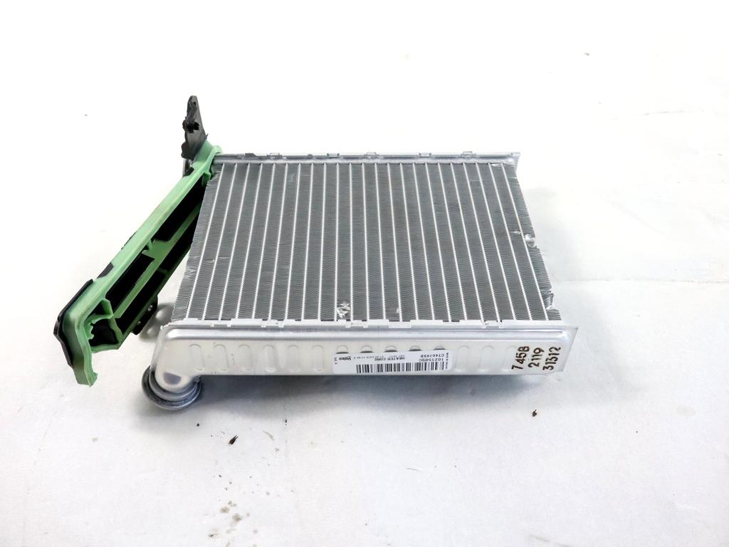 271153553R TERMOSCAMBIATORE RISCALDAMENTO RENAULT CLIO 0.9 B 56KW 5M 5P (2019) RICAMBIO USATO