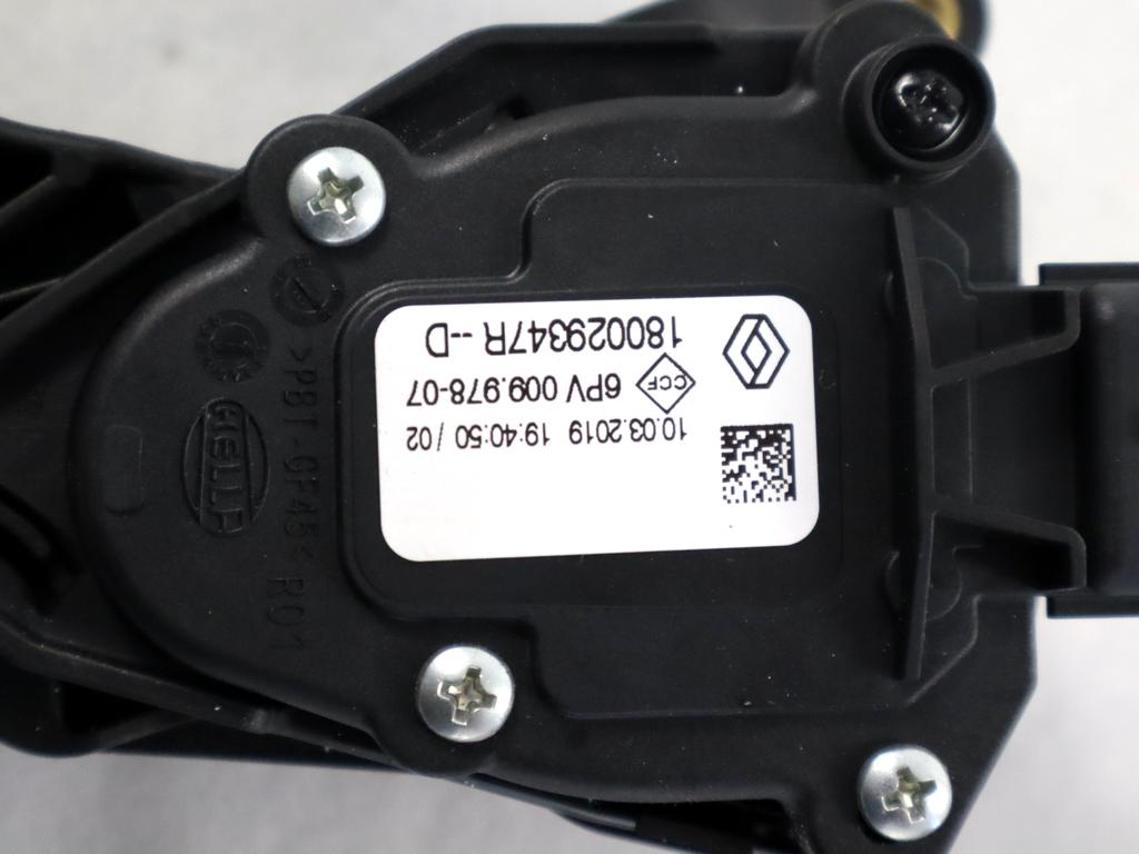 180029347R PEDALE ACCELERATORE RENAULT CLIO 0.9 B 56KW 5M 5P (2019) RICAMBIO USATO