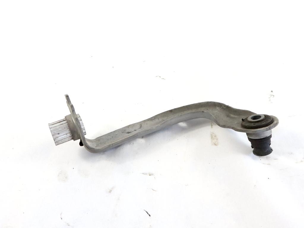 543171370R STAFFA SUPPORTO CULLA MOTORE LATO SINISTRO RENAULT CLIO 0.9 B 56KW 5M 5P (2019) RICAMBIO USATO