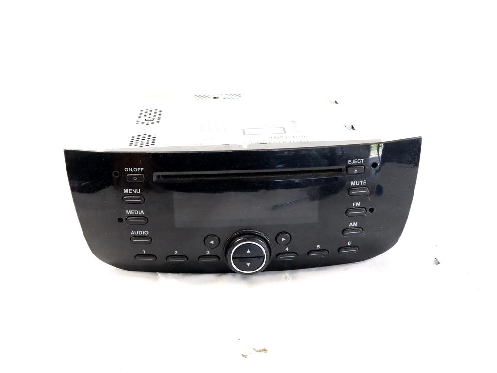 735526154 AUTORADIO FIAT PUNTO EVO 1.3 D 55KW 5M 5P (2010) RICAMBIO USATO (NON FORNIAMO CODICE AUTORADIO, MA SOLO NUMERO DI TELAIO VEICOLO)