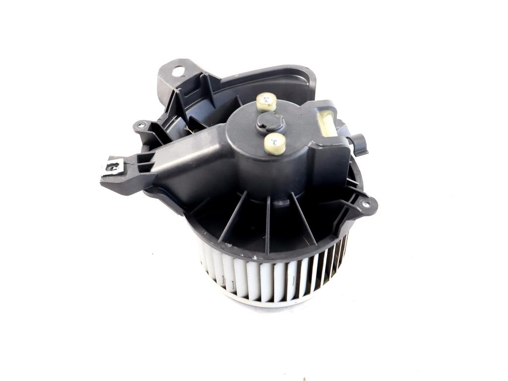 77364956 MOTORINO VENTOLA VENTILAZIONE ABITACOLO FIAT PUNTO EVO 1.3 D 55KW 5M 5P (2010) RICAMBIO USATO 164230100