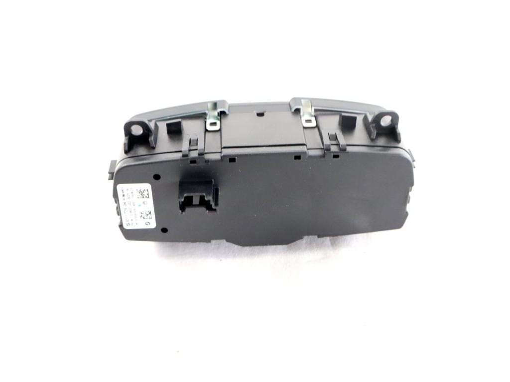 9311729 GRUPPO DI COMANDO INTERRUTTORE E REGOLAZIONE ALTEZZA LUCI E FARI BMW SERIE 2 216D F45 ACTIVE TOURER 1.5 D 85KW 6M 5P (2015) RICAMBIO USATO CON REGOLAZIONE INTENSITÀ LUMINOSA CRUSCOTTO, INTERRUTTORE FENDINEBBIA E RETRONEBBIA