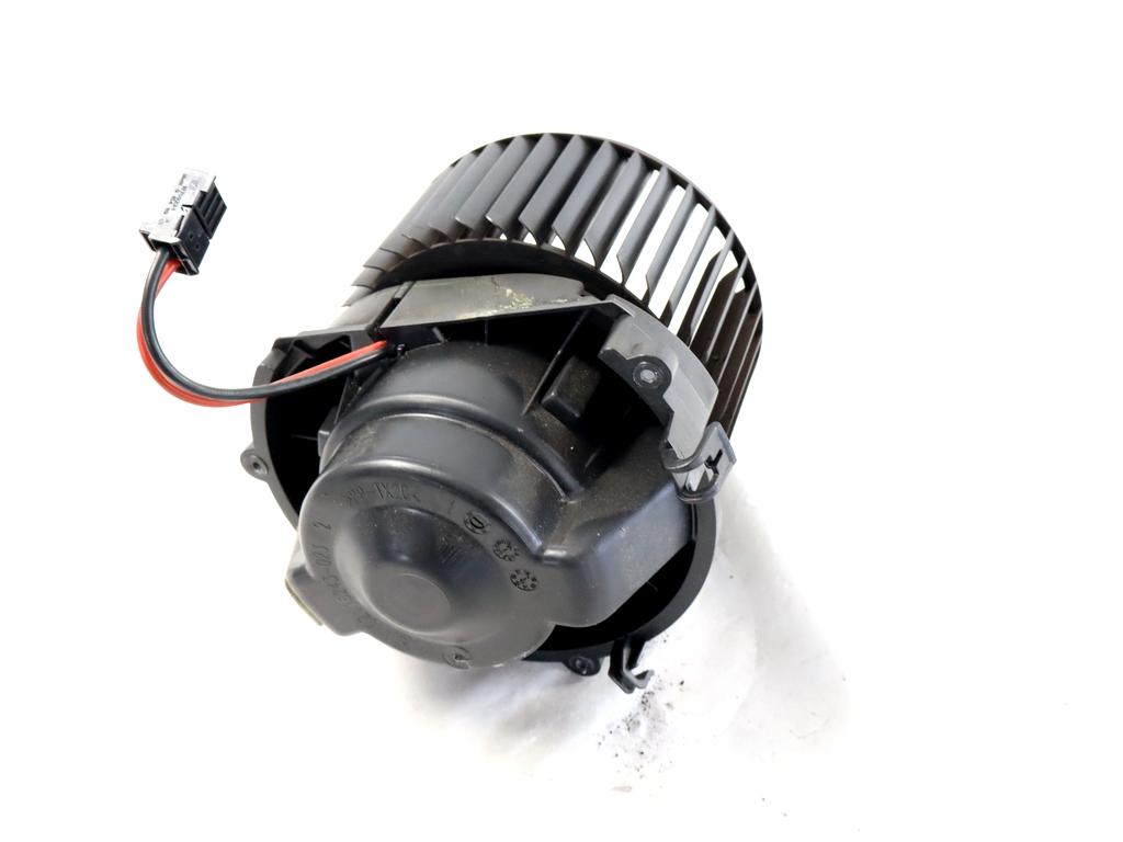 64119297752 MOTORINO VENTOLA VENTILAZIONE ABITACOLO BMW SERIE 2 216D F45 ACTIVE TOURER 1.5 D 85KW 6M 5P (2015) RICAMBIO USATO