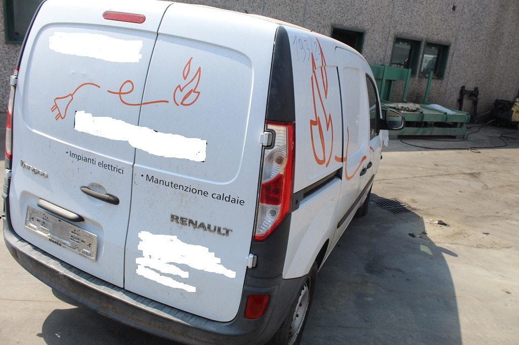 RENAULT KANGOO 1.5 D 66KW 6M 2P (2014) RICAMBI USATI AUTO IN PIAZZALE 