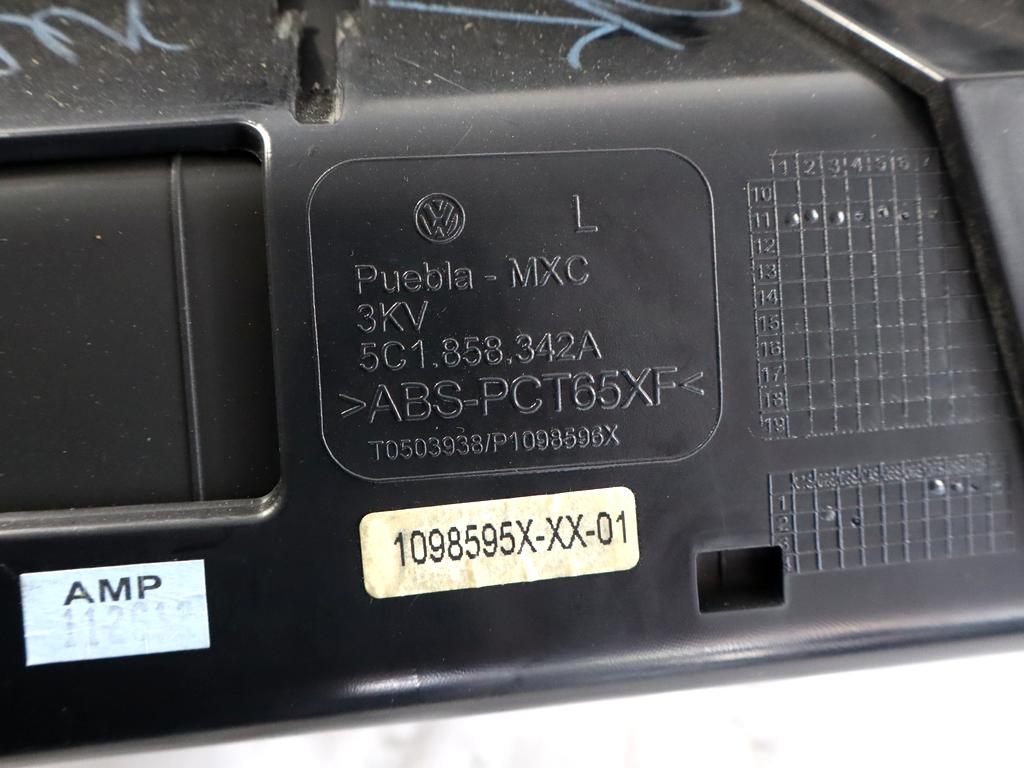 5C1858366 MASCHERINA RIVESTIMENTO CRUSCOTTO CENTRALE E LATO DESTRO VOLKSWAGEN MAGGIOLINO 1.4 B 118KW 6M 3P (2014) RICAMBIO USATO CON CASSETTO PORTAOGGETTI 5C1858342A