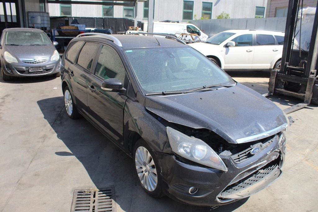 FORD FOCUS SW 2.0 G 107KW 5M 5P (2010) RICAMBI USATI AUTO IN PIAZZALE 