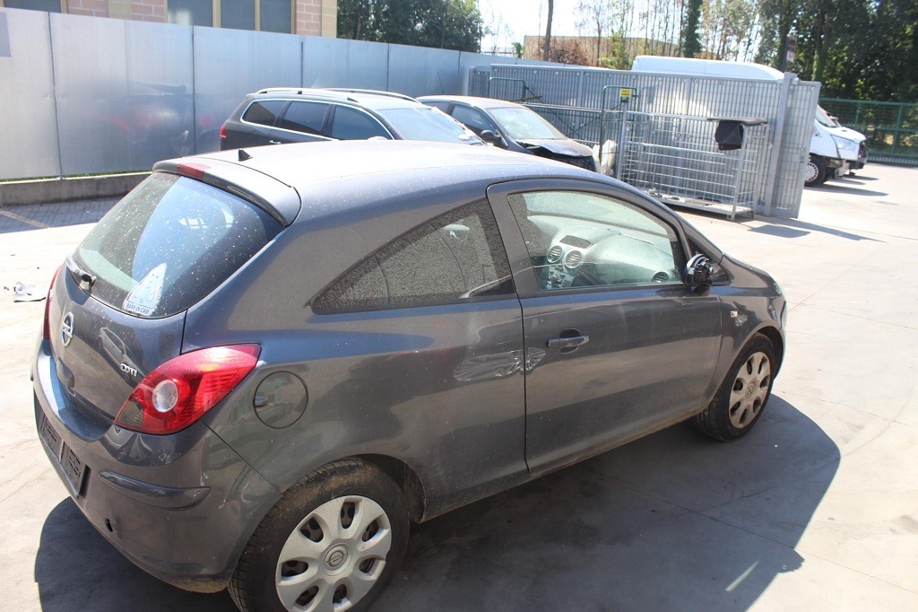 OPEL CORSA D 1.3 D 55KW 5M 3P (2011) RICAMBI IN MAGAZZINO