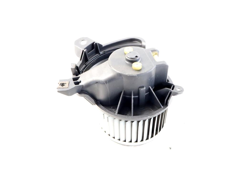 77365054 MOTORINO VENTOLA VENTILAZIONE ABITACOLO ALFA ROMEO MITO 1.6 D 88KW 6M 3P (2010) RICAMBIO USATO