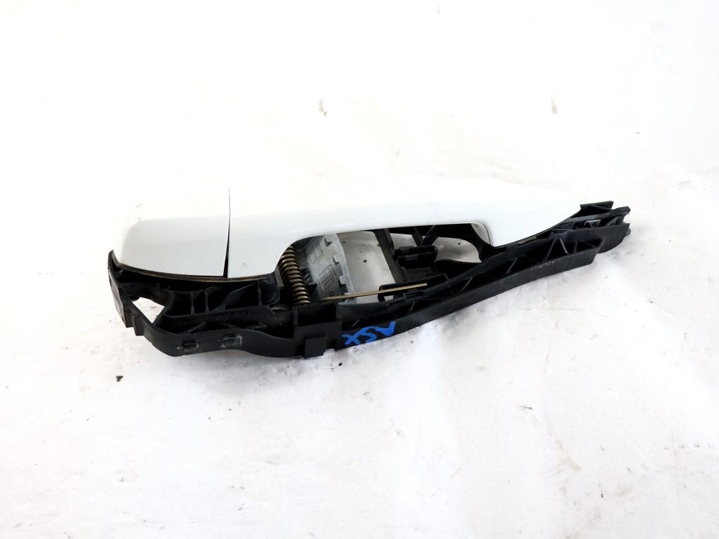 51217433843 MANIGLIA ESTERNA PORTA ANTERIORE SINISTRA BMW X1 F48 18D 2.0 D 4X4 110KW AUT 5P (2017) RICAMBIO USATO