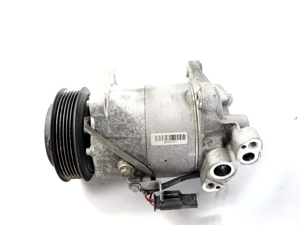 64526826879 COMPRESSORE CLIMATIZZATORE CLIMA A/C BMW X1 F48 18D 2.0 D 4X4 110KW AUT 5P (2017) RICAMBIO USATO