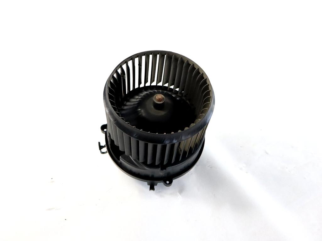 64119297752 MOTORINO VENTOLA VENTILAZIONE ABITACOLO BMW X1 F48 18D 2.0 D 4X4 110KW AUT 5P (2017) RICAMBIO USATO