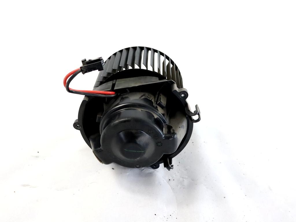 64119297752 MOTORINO VENTOLA VENTILAZIONE ABITACOLO BMW X1 F48 18D 2.0 D 4X4 110KW AUT 5P (2017) RICAMBIO USATO