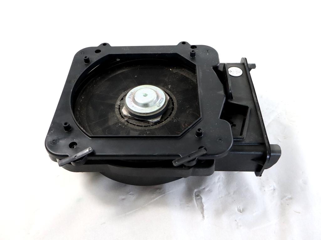 9275995 CASSA ALTOPARLANTE SUBWOOFER LATO DESTRO BMW X1 F48 18D 2.0 D 4X4 110KW AUT 5P (2017) RICAMBIO USATO