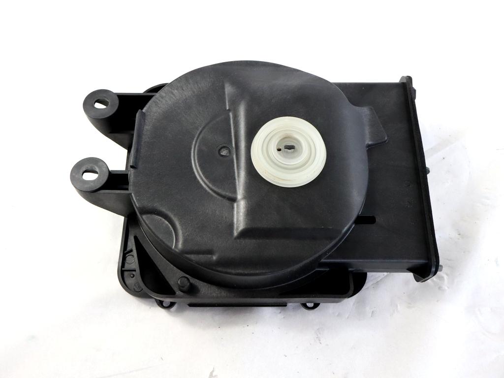 9275995 CASSA ALTOPARLANTE SUBWOOFER LATO DESTRO BMW X1 F48 18D 2.0 D 4X4 110KW AUT 5P (2017) RICAMBIO USATO