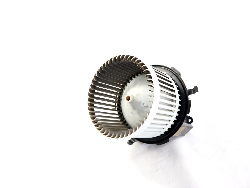 77362537 MOTORINO VENTOLA VENTILAZIONE ABITACOLO FIAT PANDA 1.2 B 44KW 5M 5P (2007) RICAMBIO USATO