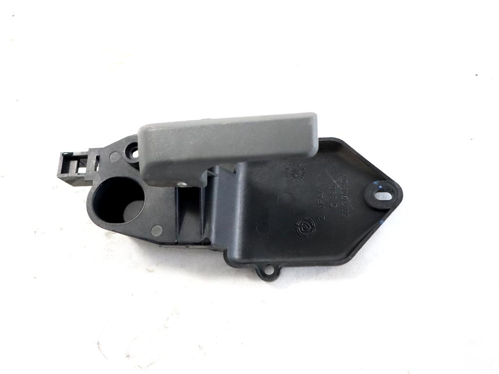 71748207 MANIGLIA INTERNA PORTA ANTERIORE DESTRA FIAT PANDA 1.2 B 44KW 5M 5P (2007) RICAMBIO USATO