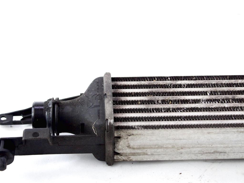 55702194 RADIATORE INTERCOOLER SCAMBIATORE ARIA/ARIA OPEL CORSA D 1.3 D 55KW 5M 3P (2011) RICAMBIO USATO