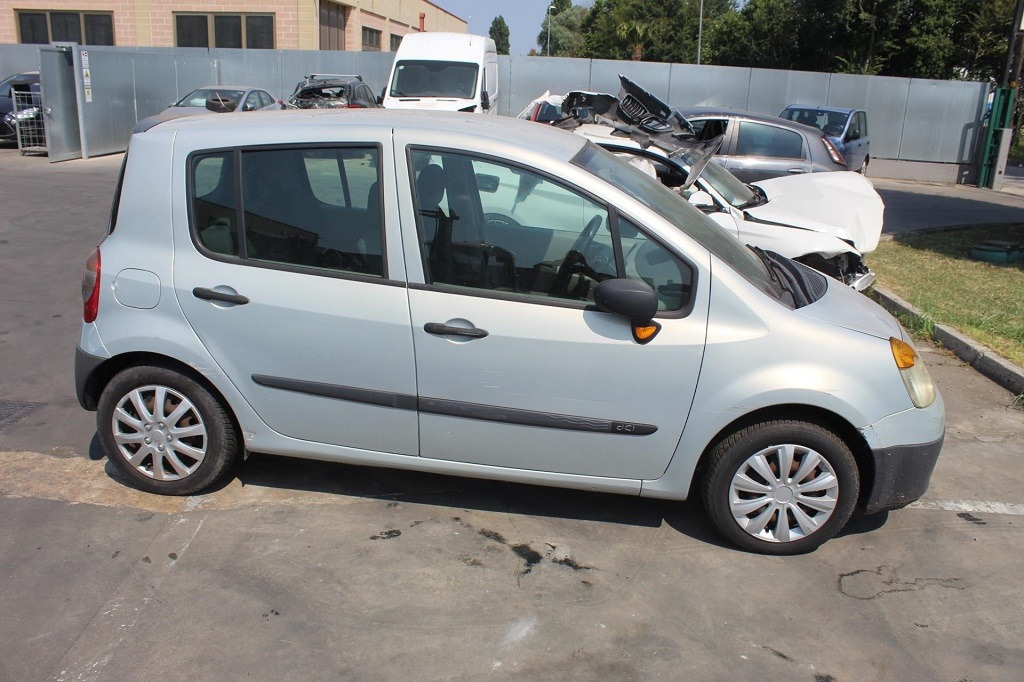 RENAULT MODUS 1.5 D 48KW 5M 5P (2005) RICAMBI IN MAGAZZINO