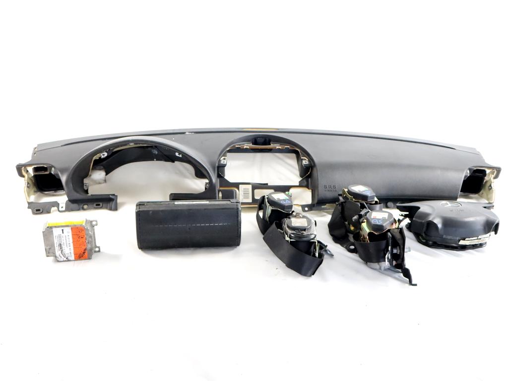 A2118205785 KIT AIRBAG MERCEDES CLASSE E 270 W211 2.7 D 130KW AUT 4P (2004) RICAMBIO USATO CON PRETENSIONATORI CINTURE DI SICUREZZA, CENTRALINA AIRBAG, AIRBAG VOLANTE GUIDATORE, AIRBAG PASSEGGERO, CRUSCOTTO A2118601305 21186012029B51