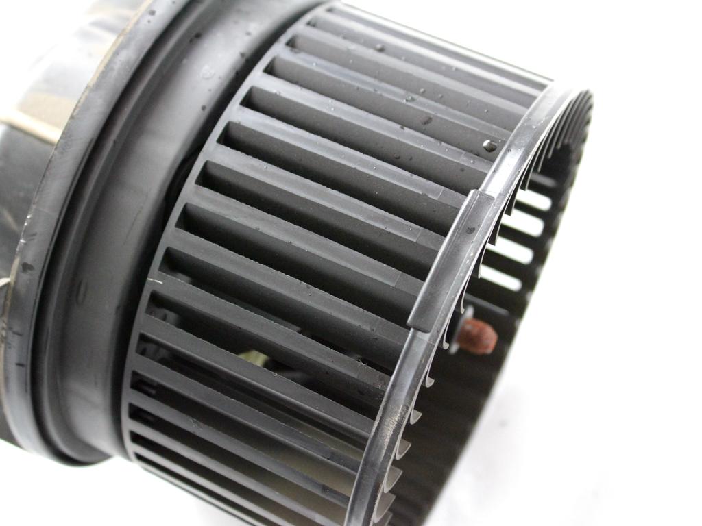 64119266899 MOTORINO VENTOLA VENTILAZIONE ABITACOLO MINI ONE D R56 1.6 D 66KW 6M 3P (2012) RICAMBIO USATO