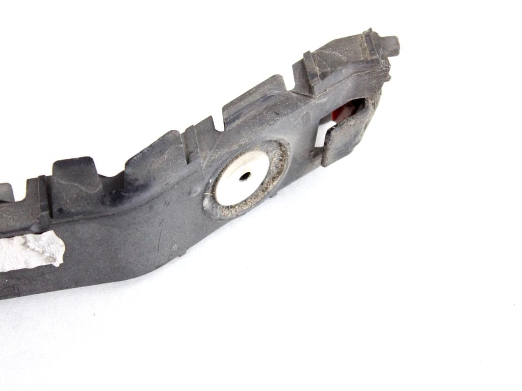 24460466 SUPPORTO PARAURTI POSTERIORE LATO SINISTRO OPEL ASTRA H SW 1.7 D 81KW 6M 5P (2010) RICAMBIO USATO