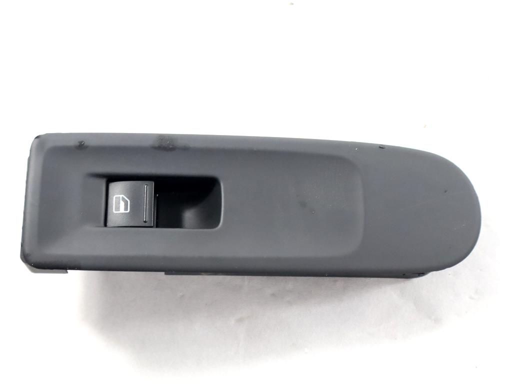 7L6959855B COMANDO INTERRUTTORE ALZA-VETRO ALZA-CRISTALLO PORTA ANTERIORE DESTRA VOLKSWAGEN GOLF 6 1.4 B 59KW 5M 5P (2008) RICAMBIO USATO 5K0867256