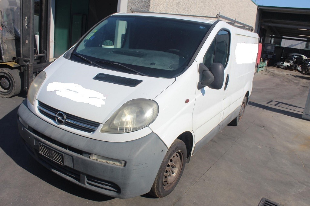 OPEL VIVARO 1.9 D 74KW 5M 2P (2003) RICAMBI USATI AUTO IN PIAZZALE 