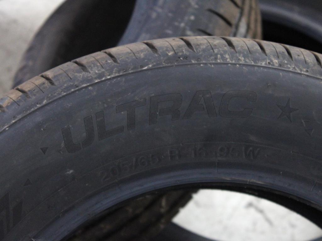 205/65 R16 95W VREDESTEIN ULTRAC 7.41MM A4523 PNEUMATICI QUATTRO ESTIVE (QUANTITA' 4 GOMME) 