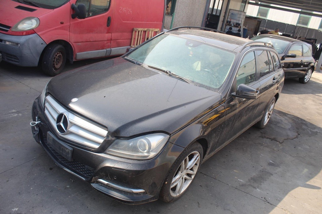 MERCEDES CLASSE C 200 SW W204 2.2 D 100KW AUT 5P (2012) RICAMBI IN MAGAZZINO