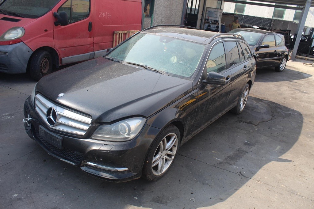 MERCEDES CLASSE C 200 SW W204 2.2 D 100KW AUT 5P (2012) RICAMBI IN MAGAZZINO