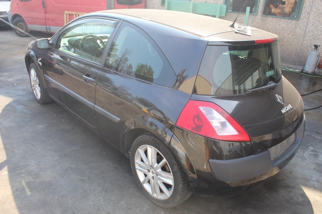 RENAULT MEGANE 1.6 B 83KW 5M 3P (2005) RICAMBI IN MAGAZZINO