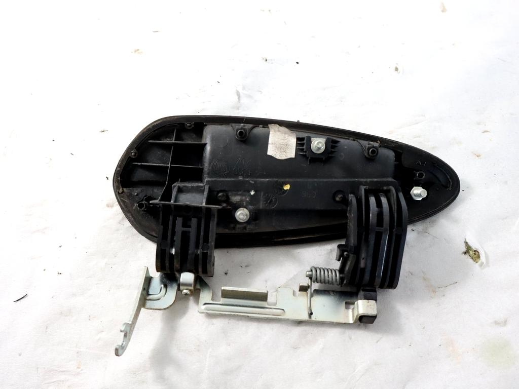 735499034 MANIGLIA ESTERNA PORTA ANTERIORE DESTRA FIAT PUNTO 1.4 M 57KW 5M 5P (2012) RICAMBIO USATO