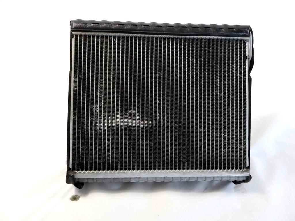 68066969AA EVAPORATORE RADIATORE CLIMATIZZATORE CLIMA A/C JEEP PATRIOT 2.2 D 4X4 120KW 6M 5P (2011) RICAMBIO USATO