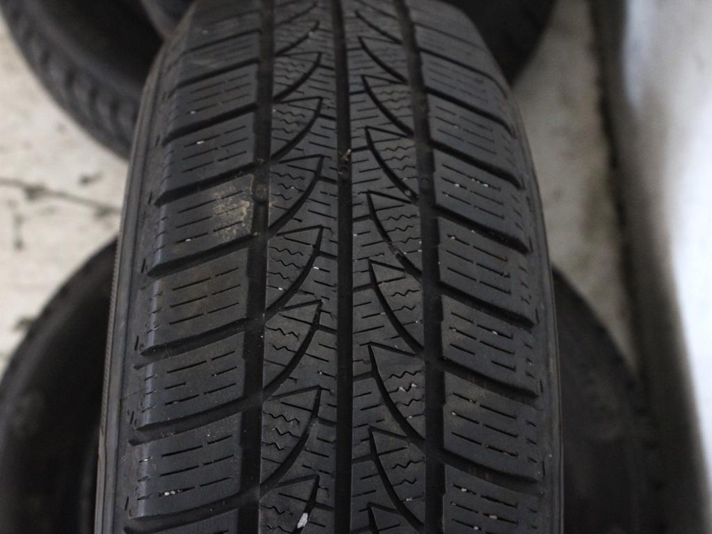 175/65 R14 82T POINT S 4 SEASONS 2 A1723 5.08MM 7.64MM 6.11MM 5.85MM PNEUMATICI QUATTRO STAGIONI (QUANTITA' 4 GOMME)