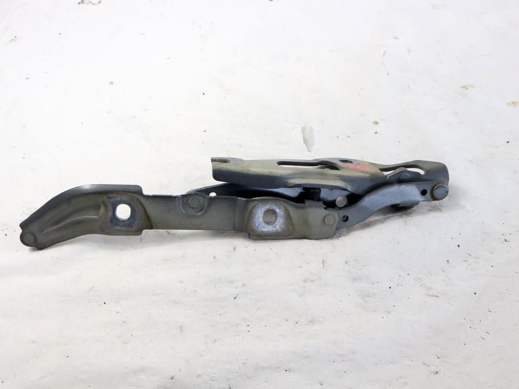 7060628 CERNIERA PORTELLONE COFANO POSTERIORE BAULE LATO DESTRO BMW SERIE 3 320D E90 2.0 D 135KW AUT 5P (2010) RICAMBIO USATO