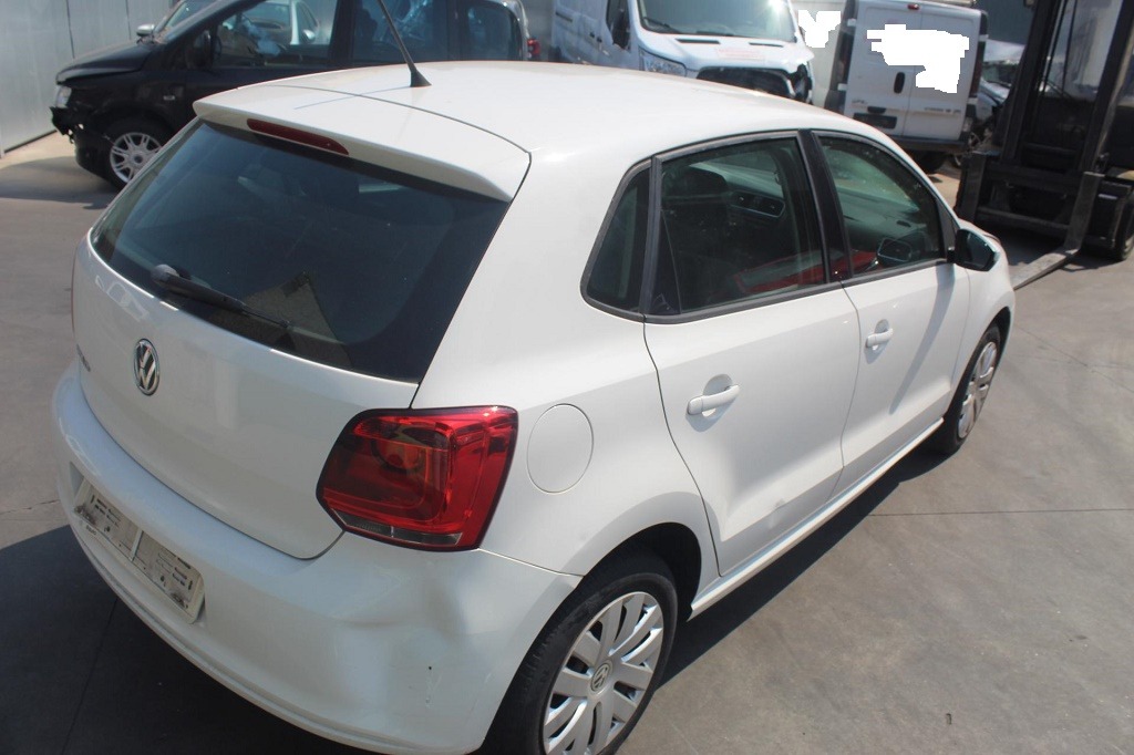 VOLKSWAGEN POLO 1.2 B 51KW 5M 5P (2009) RICAMBI IN MAGAZZINO