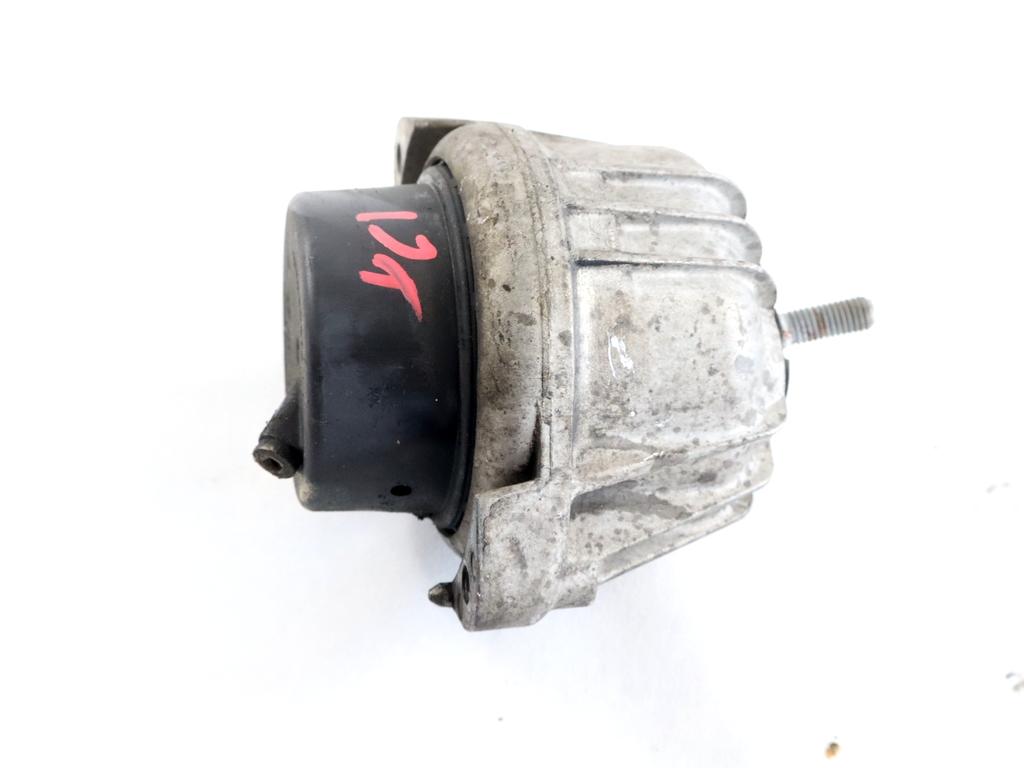 22116773742 SUPPORTO MOTORE LATO DESTRO BMW SERIE 3 320D E90 2.0 D 135KW AUT 5P (2010) RICAMBIO USATO