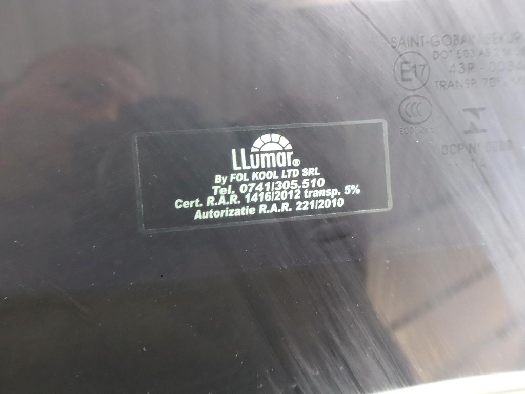 51357145264 VETRO SCENDENTE PORTA POSTERIORE DESTRA OSCURATO CON PELLICOLA BMW SERIE 3 320D E90 2.0 D 135KW AUT 5P (2010) RICAMBIO USATO