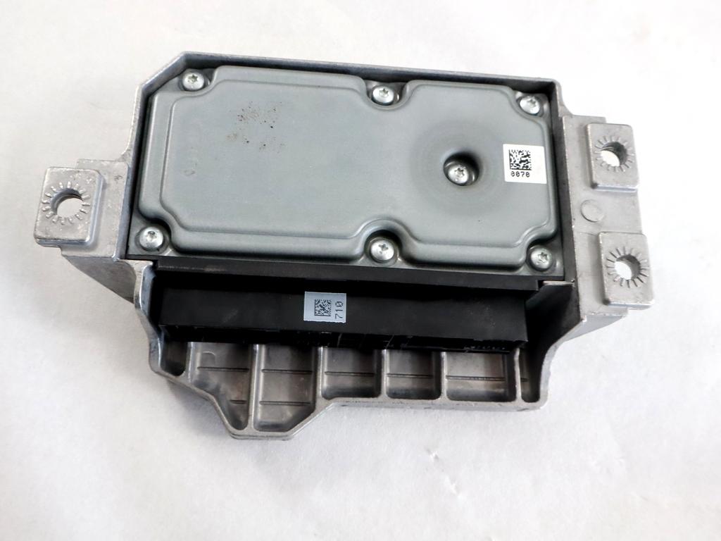 65779184432 KIT AIRBAG BMW SERIE 3 320D E90 2.0 D 135KW AUT 5P (2010) RICAMBIO USATO CON PRETENSIONATORI CINTURE DI SICUREZZA, CENTRALINA AIRBAG, AIRBAG VOLANTE GUIDATORE, AIRBAG PASSEGGERO, CRUSCOTTO 0285010070 6770515 9202806