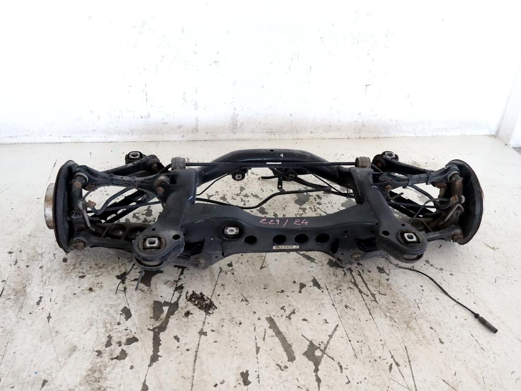 33316783715 PONTE ASSALE POSTERIORE BMW SERIE 3 320D E90 2.0 D 135KW AUT 5P (2010) RICAMBIO USATO CON MOZZI E FUSELLI