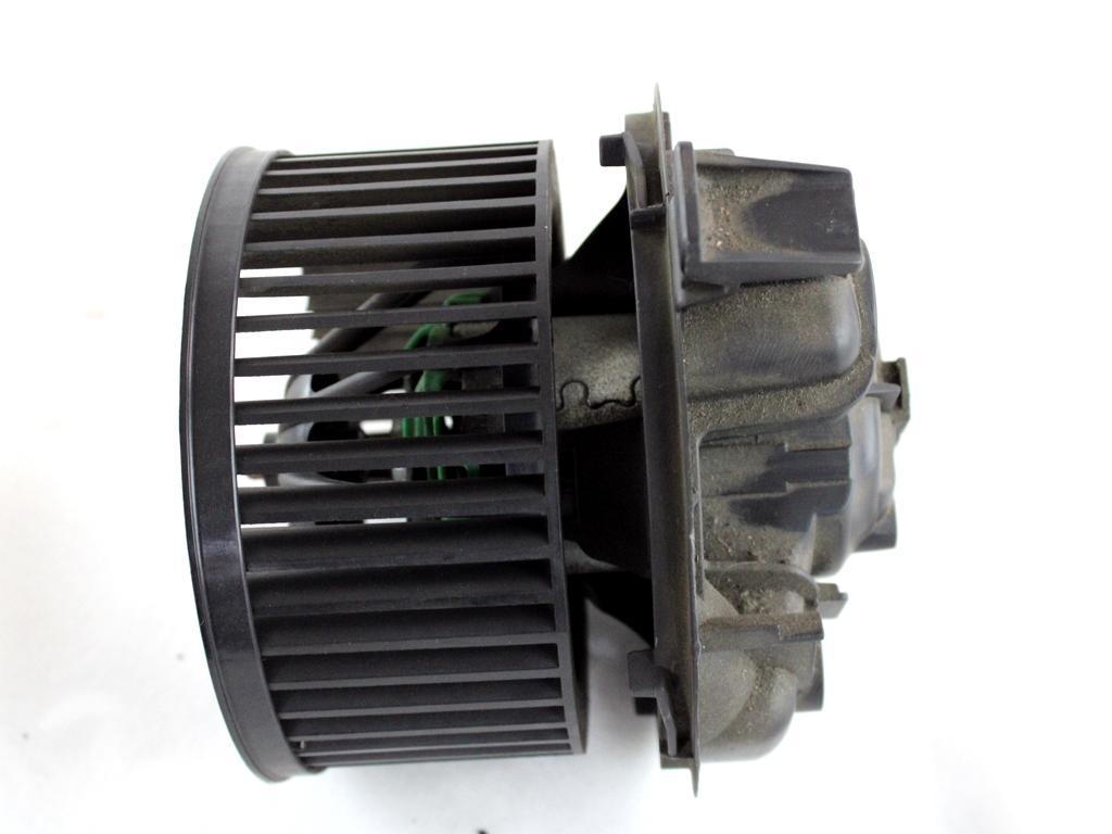 7701056965 MOTORINO VENTOLA VENTILAZIONE ABITACOLO RENAULT MEGANE 1.6 B 83KW 5M 3P (2005) RICAMBIO USATO