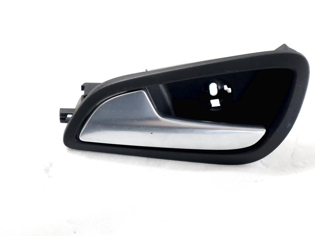 AM51-U22601-BDW MANIGLIA INTERNA PORTA POSTERIORE SINISTRA FORD FOCUS 1.6 D 85KW 6M 5P (2011) RICAMBIO USATO