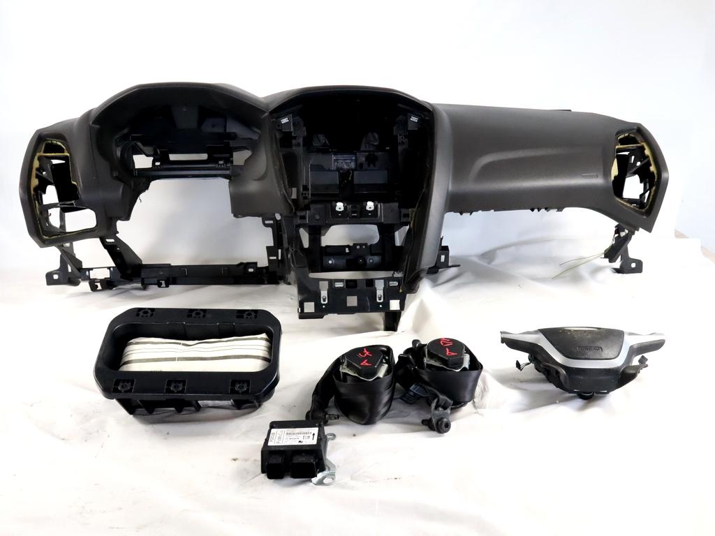 BM5T-14B321-CE KIT AIRBAG FORD FOCUS 1.6 D 85KW 6M 5P (2011) RICAMBIO USATO CON PRETENSIONATORI CINTURE DI SICUREZZA, CENTRALINA AIRBAG, AIRBAG VOLANTE GUIDATORE, AIRBAG PASSEGGERO, CRUSCOTTO 0285010930 AM51-R042B85-CDW BM51-A044A74-AC